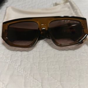 Dezi Brown Backtrack Sunglasses